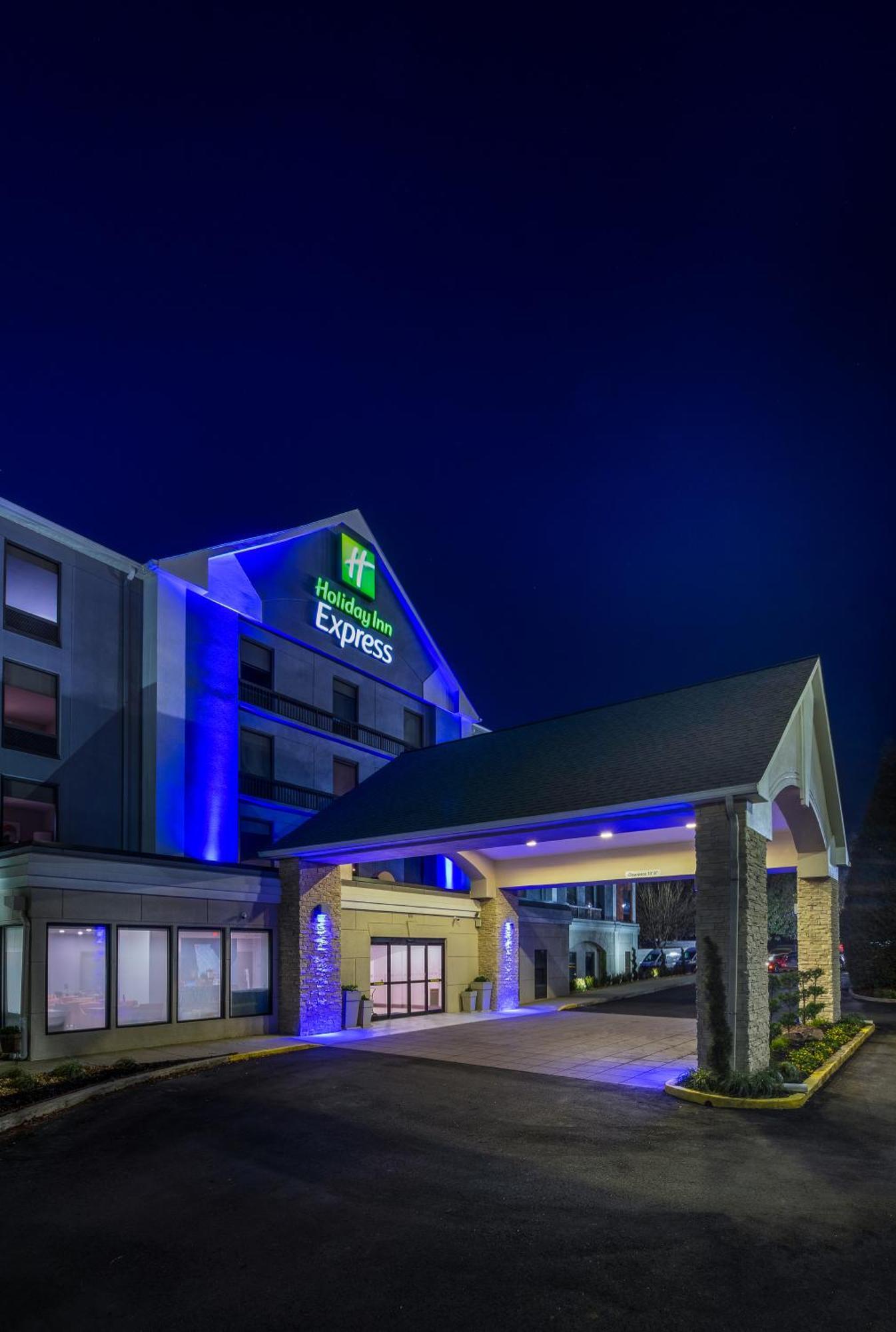 Holiday Inn Express Atlanta West - Theme Park Area By Ihg Літіа Спринґс Екстер'єр фото