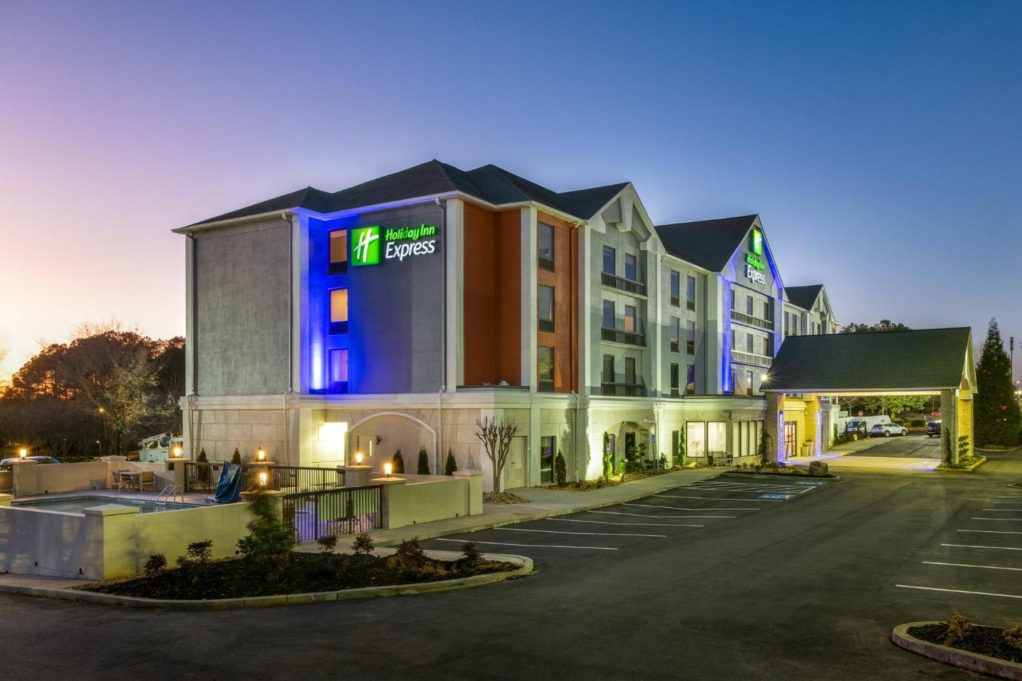 Holiday Inn Express Atlanta West - Theme Park Area By Ihg Літіа Спринґс Екстер'єр фото