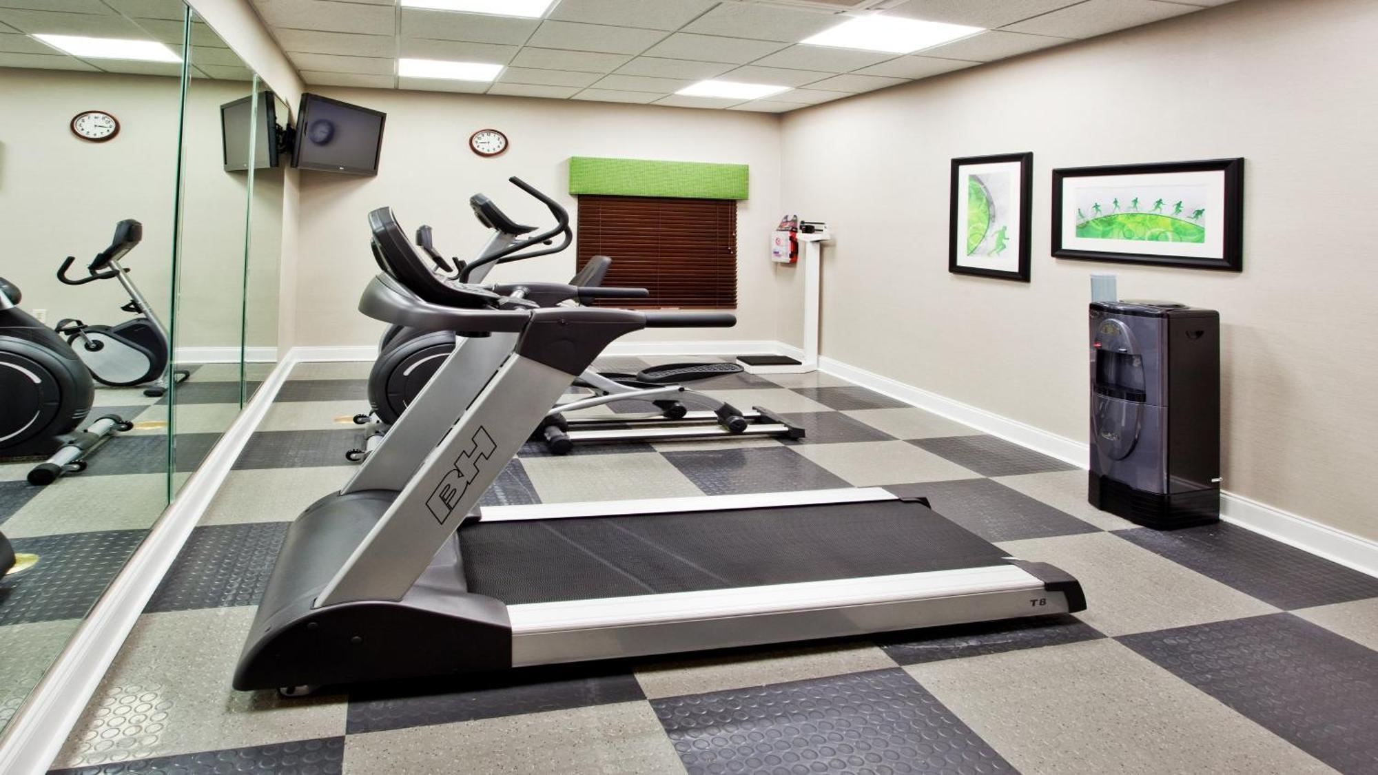 Holiday Inn Express Atlanta West - Theme Park Area By Ihg Літіа Спринґс Екстер'єр фото