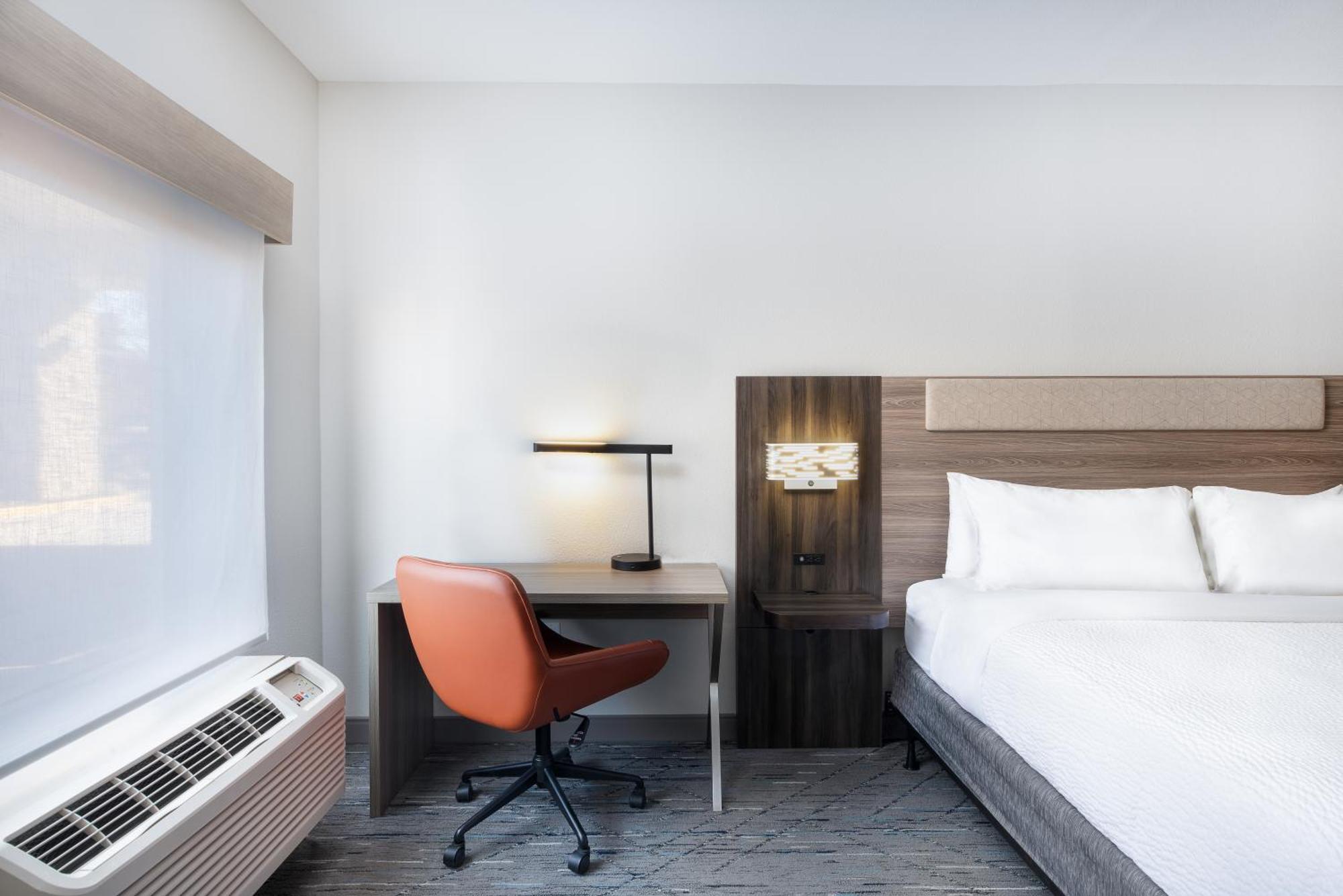 Holiday Inn Express Atlanta West - Theme Park Area By Ihg Літіа Спринґс Екстер'єр фото