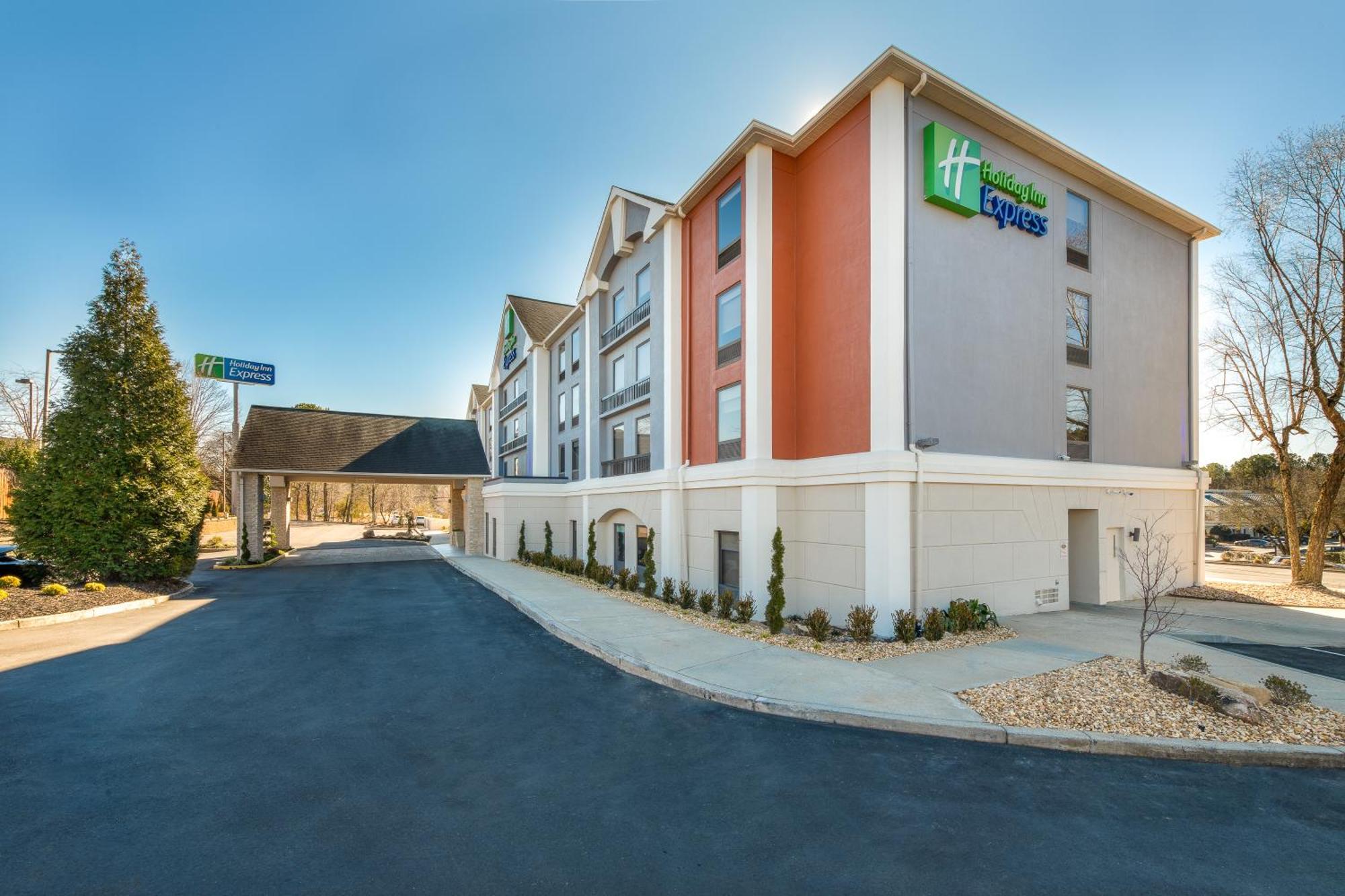 Holiday Inn Express Atlanta West - Theme Park Area By Ihg Літіа Спринґс Екстер'єр фото