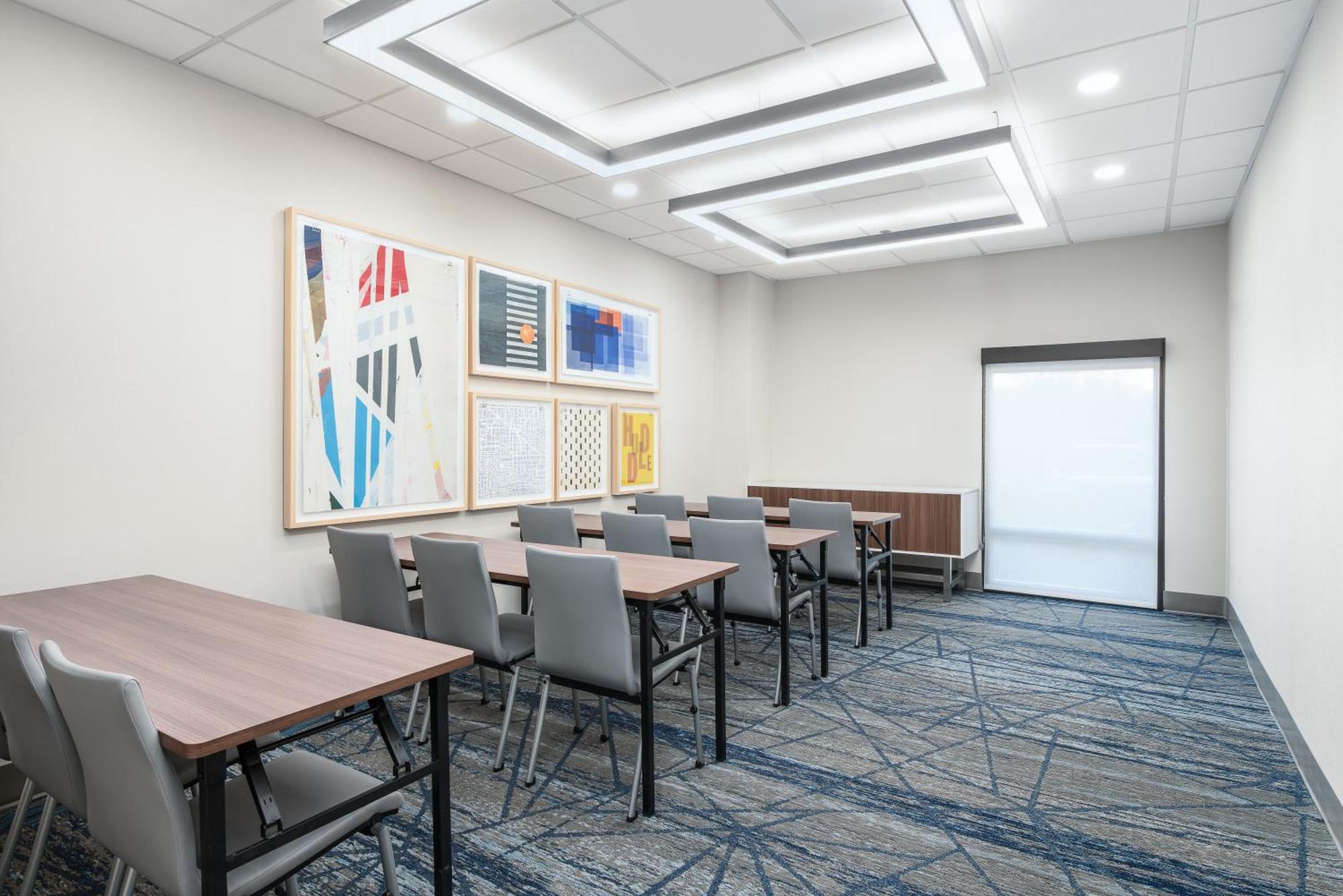 Holiday Inn Express Atlanta West - Theme Park Area By Ihg Літіа Спринґс Екстер'єр фото