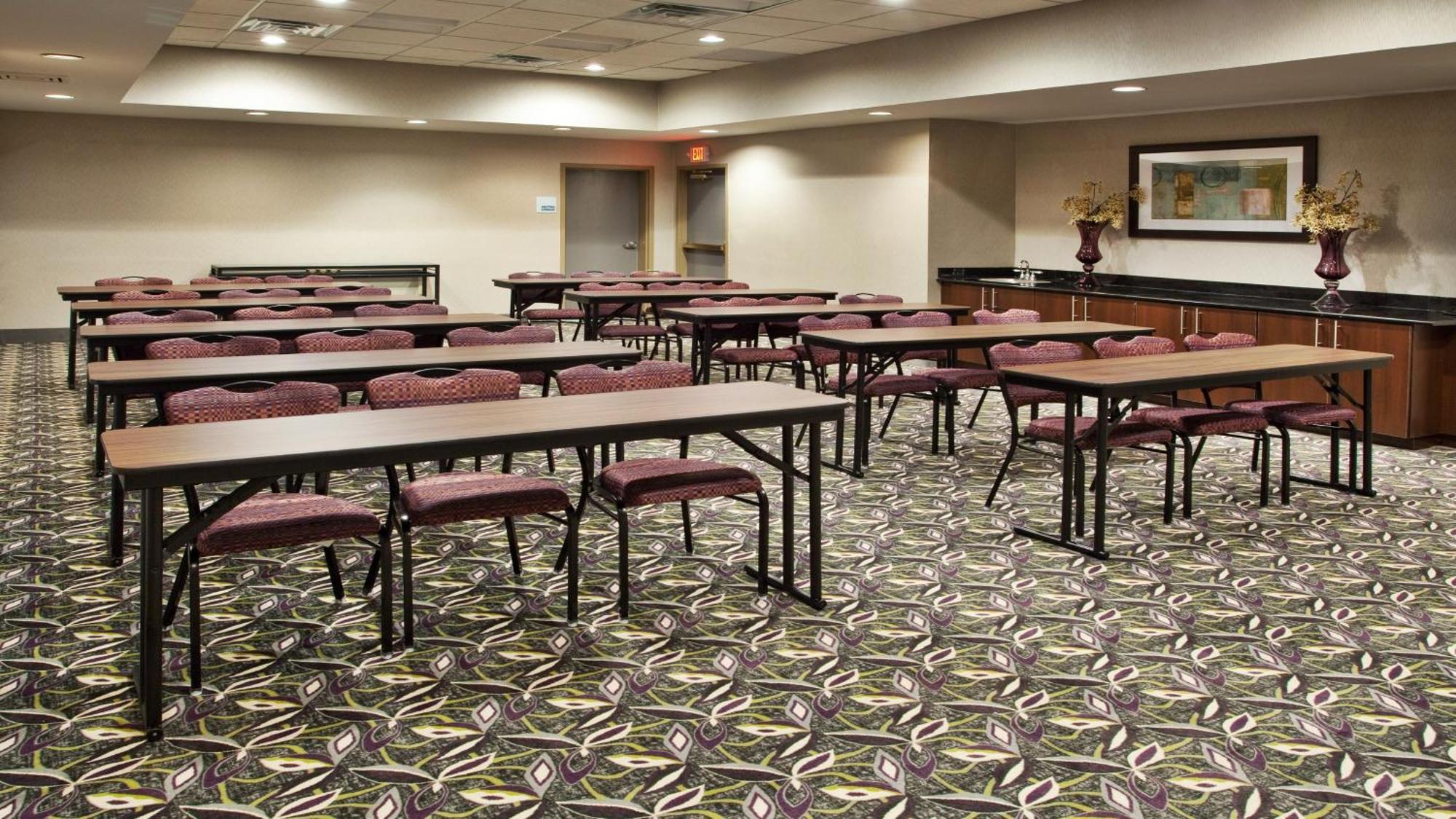 Holiday Inn Express Atlanta West - Theme Park Area By Ihg Літіа Спринґс Екстер'єр фото